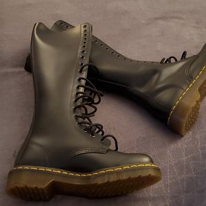 Dr. Martens Doc Martens KNEE HI